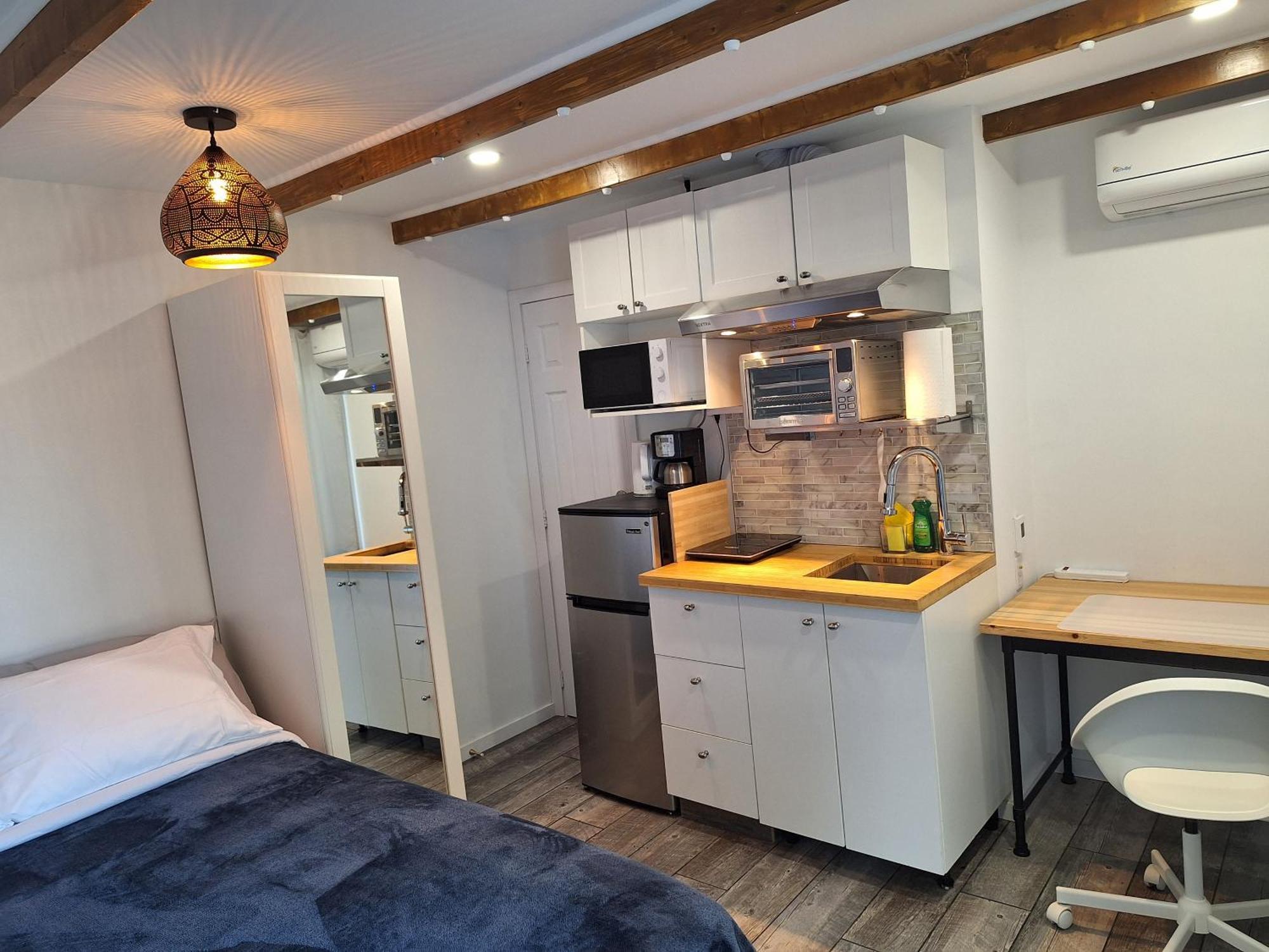 Well Equipped Studio For Non-Smoking Guests Only Citq Зo9467 Longueuil Exterior foto